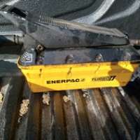 รับซ่อมฟุตปัีม Enerpac