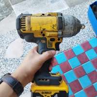 รับซ่อมบล็อกไร้สาย Dewalt