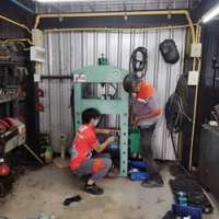 รับซ่อมแท่นอัด 30 ตัน  0